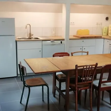 Mansarde Et Chaleureux Au Coeur De Appartement