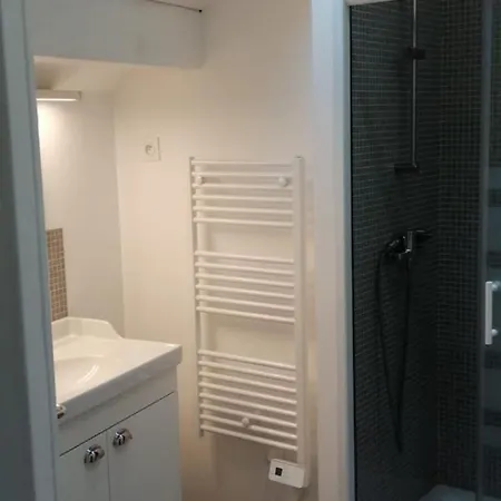 Mansarde Et Chaleureux Au Coeur De * コテレ